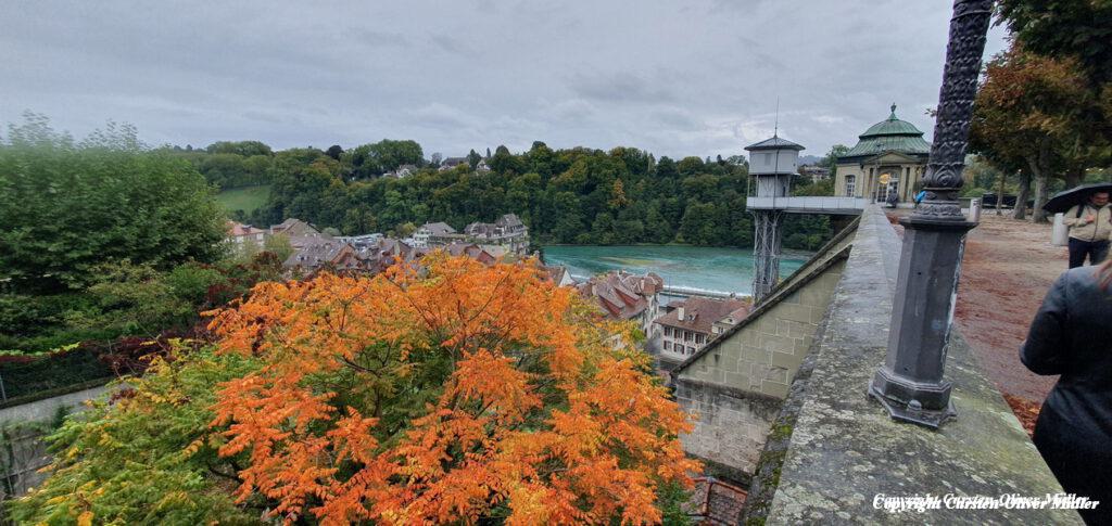 Münsterplattform mit der Aare